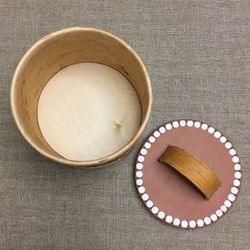 Усадьба Чернаково / Large brown painted box skolothen