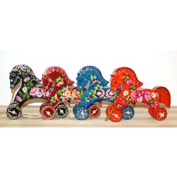 Лаврово / Horse on wheels big Zhostovo- Souvenir