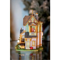 House Mc'Grath, light, 20x17x15 cm, batteries, LEMAX