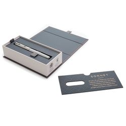 Pluma estilográfica PARKER "Sonnet Premium Metal & Pearl Lacquer CT", cuerpo de laca perla, detalles en paladio, negro