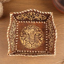 Сималенд / Square plate "Tiger"