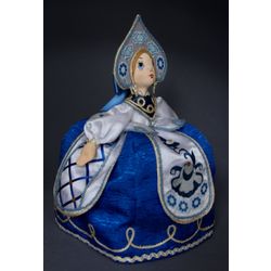 Потешный промысел / Baba for a teapot "Russian folk costume based on Gzhel motives"