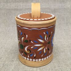 Усадьба Чернаково / Brown painted box skolothen