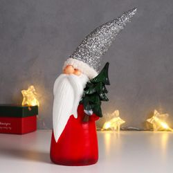 Сималенд / Souvenir "Santa Claus in a red coat, tinsel cap, with a Christmas tree"