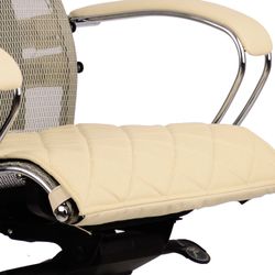 The overlay on the seat for the chair "SAMURAI", leather, beige