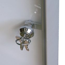 Board-showcase magnetic marker 4 per A4 sheet, aluminum frame, lock, OFFICE, "2x3" (Poland)