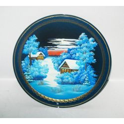 Сувениры из Н.Тагила / Souvenirs from N. Tagil / Tray "Subject painting. Winter", 17 cm