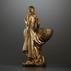 Хорошие сувениры / Figure with pots "Girl with a basket" 64 cm