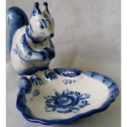 Gzhel's "Squirrel"
