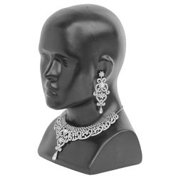 Touchstone Ấn Độ Bollywood Royal Look Bộ đồ trang sức thiết kế kỳ diệu được trang trí bằng pha lê trắng dành cho phụ nữ với tông màu bạc.