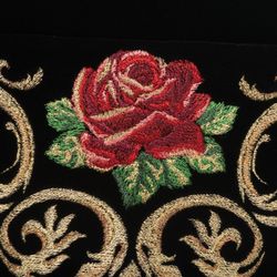 Торжокские золотошвеи / Velvet bag "Dolce rose"