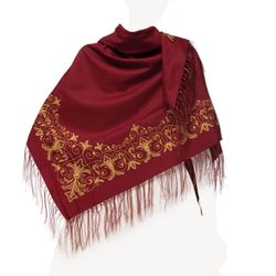 Торжокские золотошвеи / Woolen shawl "Round dance"