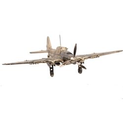 Золотая антилопа / The model of the Soviet attack aircraft "IL-2" 1:48