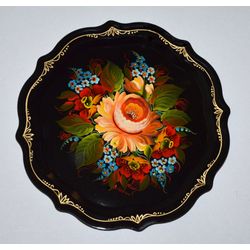 Сувениры из Н.Тагила / Souvenirs de N. Tagil / Plateau "Baroque. Roses sur noir", 19 cm
