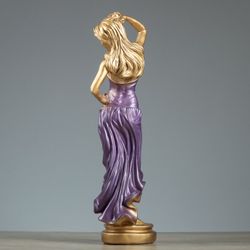 Хорошие сувениры / Figure "Girl with a rose"