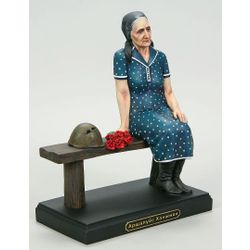 Vernissage of History / Статуэтка Аршалуйс Ханжиян (ручная роспись)
