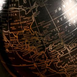 Сималенд / Souvenir globe "Black style"