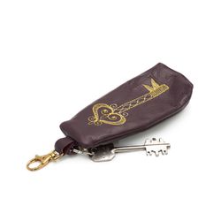 Торжокские золотошвеи / Leather key holder "Golden Key"
