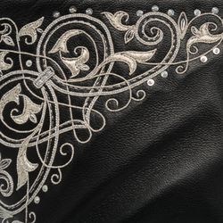 Торжокские золотошвеи / Leather cosmetic bag "Music"