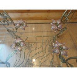 FORGED TABLE