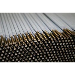 Electrodes for welding high-alloyed steels of the EA-395/9