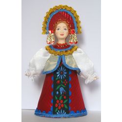 Потешный промысел / Souvenir doll "Girl in festive clothes"