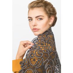 Lace stole "the Dark night", Madame Cruje