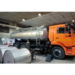 Removable tank truck for transportation of food liquids on the KAMAZ 65115 chassis with a volume of 10.5 m3