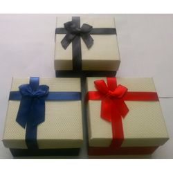 Gift box for jewellery square
