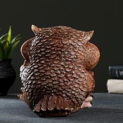 Хорошие сувениры / Figure "Owl with a book"