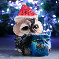 Хорошие сувениры / Piggy bank "Owl with a bag" For happiness "