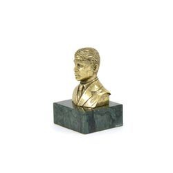 Золотая антилопа / Bust "Yesenin S.A."
