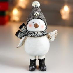 Сималенд / Souvenir "White sparrow in boots, knitted hat and scarf"