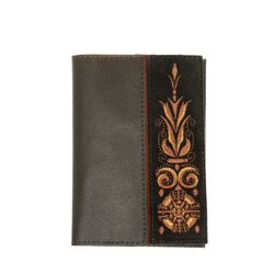 Торжокские золотошвеи / Handmade leather passport cover "Astrid"
