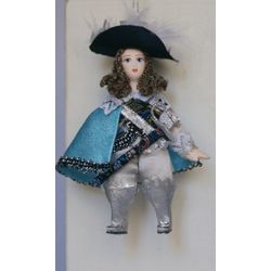 Потешный промысел / Souvenir bambola ciondolo in porcellana "Moschettiere, XVIII secolo. Francia"