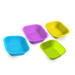 SET FOR PLAYING WITH WATER. SET No. 5 (bath, kitik, small watering can)