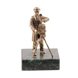 Золотая антилопа / Statuette "Photographer"