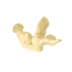 Sculpture of white chocolate Doves