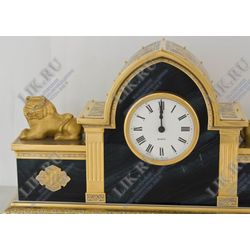 Mantel clock
