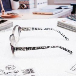 Сималенд /  Corrective glasses