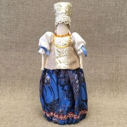 Усадьба Чернаково / Collectible doll in the national maiden costume of the Kholmogory district