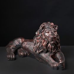Хорошие сувениры / Figure "Great lion recumbent"