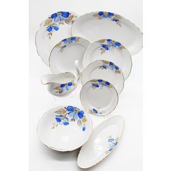 Дулёвский фарфор / Table service "Appetizing. Blue flower", with gravy, 29 items
