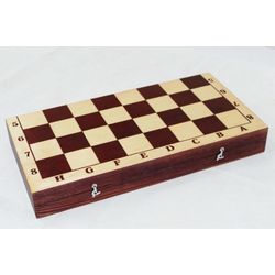 GamesDealer / Karanlık tahta ile turnuva satranç verniği