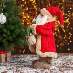Зимнее волшебство / Doll "Santa Claus, in a red coat with gifts"