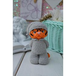 Сималенд / Silicone mold "Tiger in a cap S"
