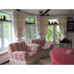 Sets the author's textile for a country house