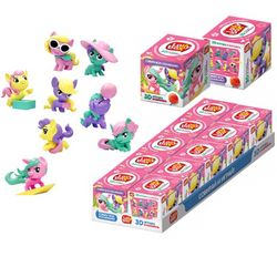 Конфитрейд / LOLLY BOX PONY Caramello su stecco con un giocattolo in una scatola 1kor * 12bl * 10pz, 11,4g.