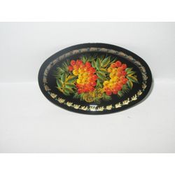Сувениры из Н.Тагила / Souvenirs from N. Tagil / Tray - magnet "Oval-mini. Rowan with cones", 8x12 cm