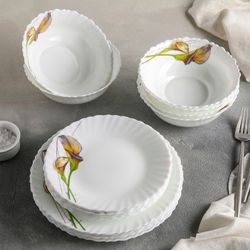 Доляна / Doliana / Dinner service "Marvelous calla lilies", 18 items: 6 plates d = 17.5 cm, d = 23 cm, 15 × 5 cm